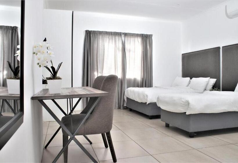 标准间, Cosmo Sleepover