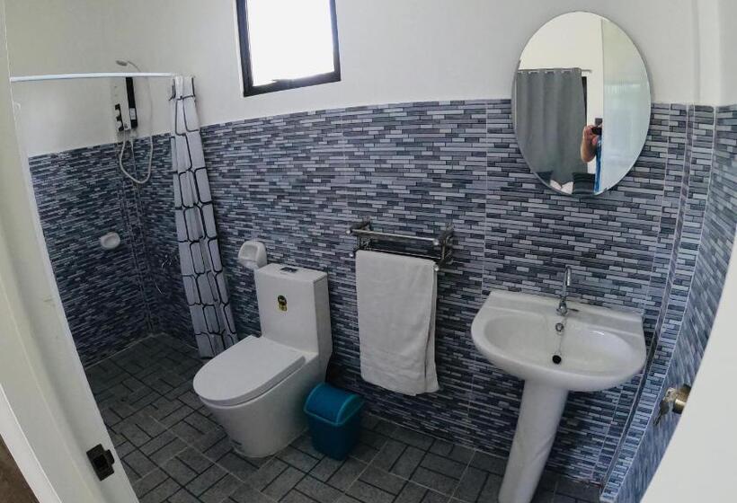 غرفة قياسية مزوَّدة بشُرفة, Paradise Beach Guest House