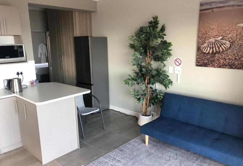 اتاق استاندارد با تخت بزرگ, White Sands Self Catering Units