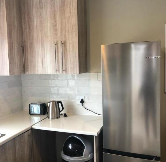 Апартаменты 1 Спальня Вид на Море, White Sands Self Catering Units