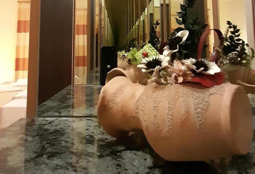 Номер Стандарт Вид на Сад, Pensiunea Energy