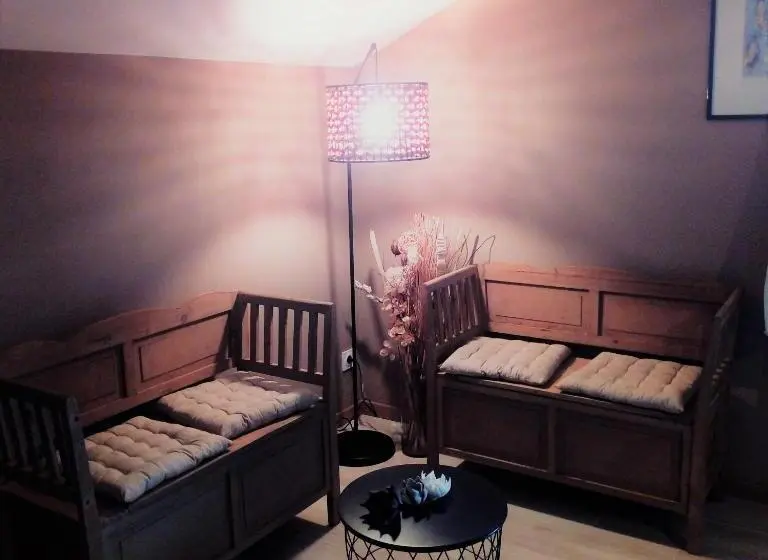 デラックスルーム, L Anagramme, Chambres, Table D Hôtes Et Gîte Pour Adultes, Naturistes Ou Non !