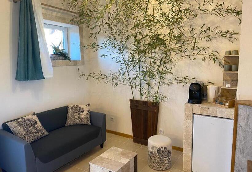 جناح مزود بجاكوزى, L Anagramme, Chambres, Table D Hôtes Et Gîte Pour Adultes, Naturistes Ou Non !