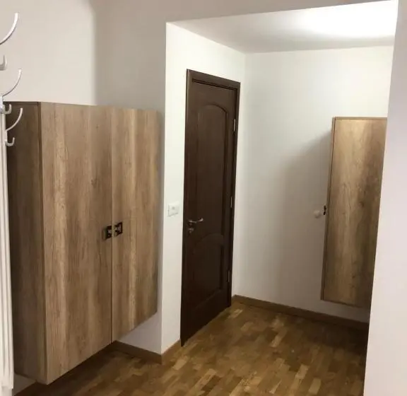 اتاق لوکس با تخت بزرگ, Vila Loft Cube