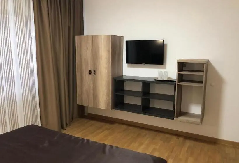 اتاق لوکس با تخت بزرگ, Vila Loft Cube