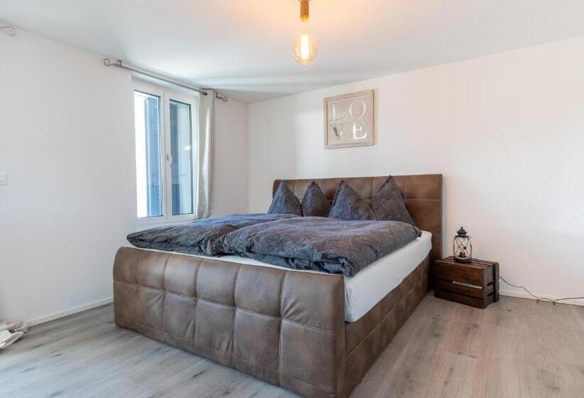 标准间带阳台, Guesthouse Meitschi Thun   Contactless Self Check In