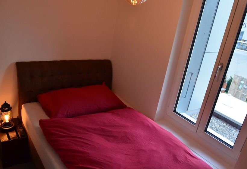 シングルベーシックルーム, Guesthouse Meitschi Thun   Contactless Self Check In