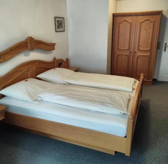 Номер Стандарт, Weinhof Groß Mackenstedt