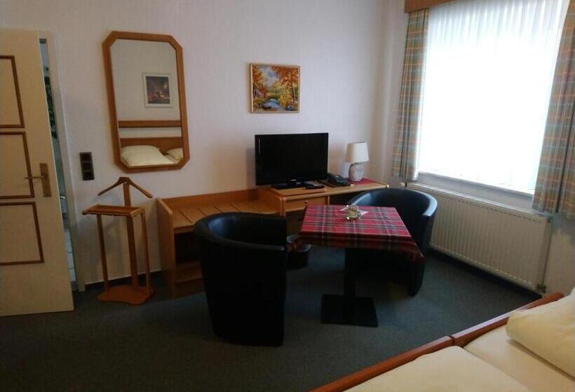 غرفة قياسية لذوى الاحتياجات الخاصة, Weinhof Groß Mackenstedt