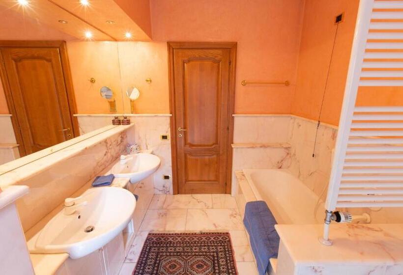 חדר סטנדרט, Villa Grande Con Stanze, Bagni E Giardino