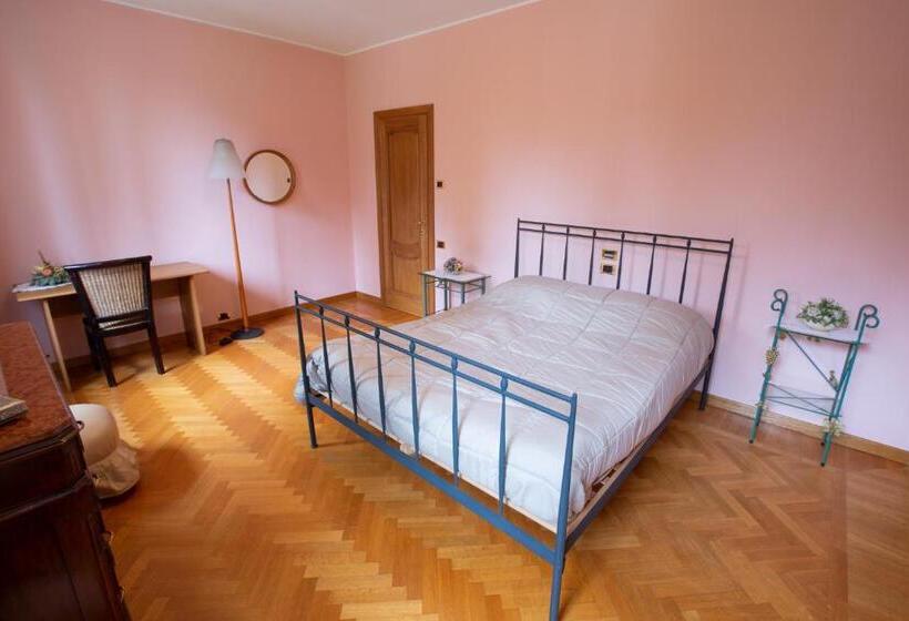 חדר סטנדרט חדר אמבטיה משותף, Villa Grande Con Stanze, Bagni E Giardino