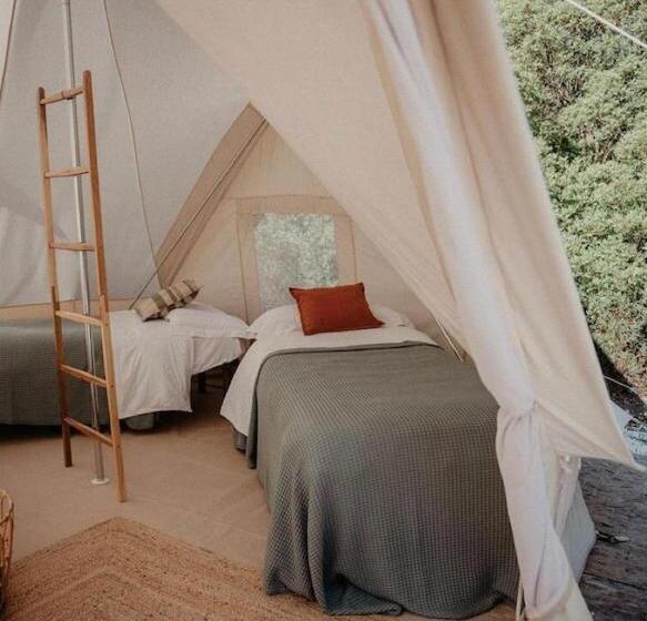 Standard Tent, Il Mulino Dei Veraghi The Mill At The Falls