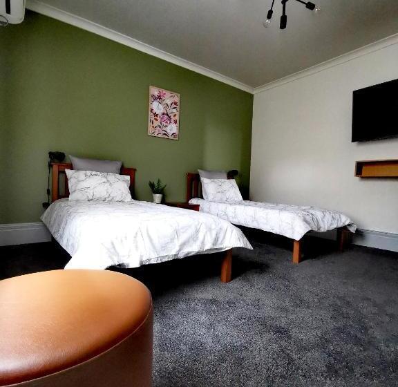 수피리어 룸, Refresh109 On Cameron