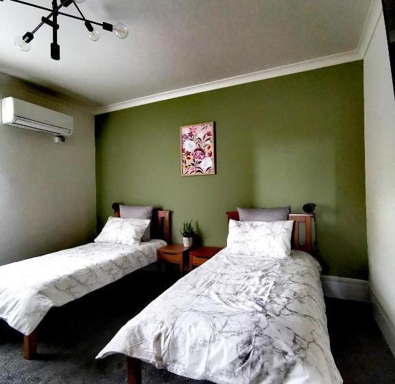 수피리어 룸, Refresh109 On Cameron