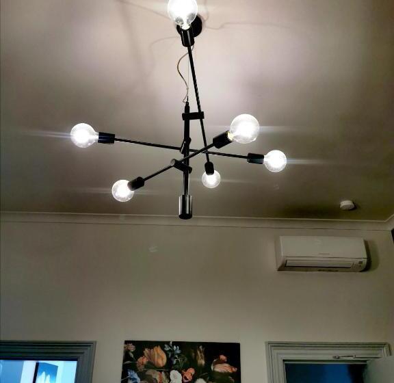 스탠다드 룸 킹사이즈 침대, Refresh109 On Cameron