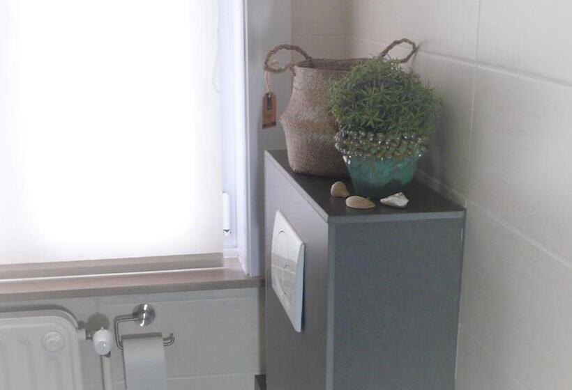 Standard room with outdoor bath, Sea Me Ostend