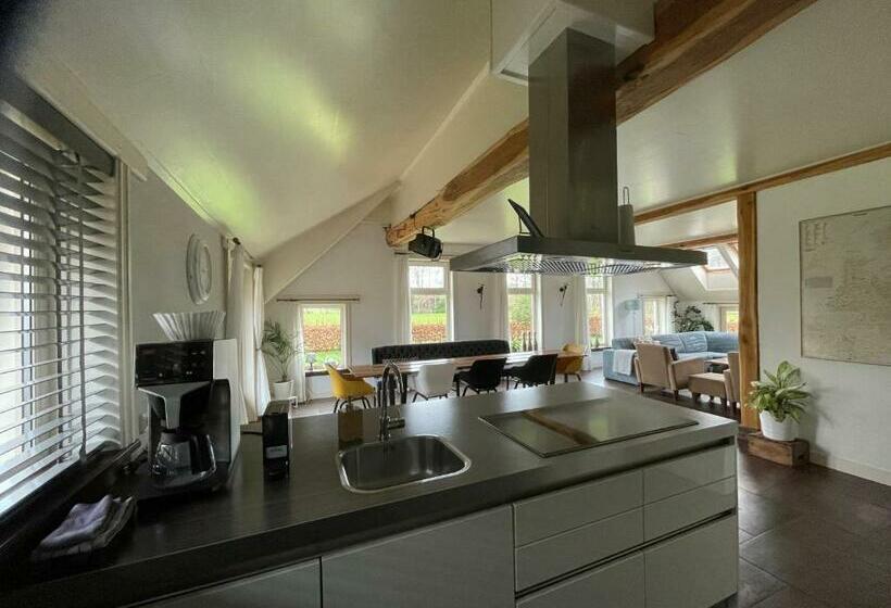 Дом 4 Спальни, De Boerderij   Buitenplaats Ruitenveen, Privé