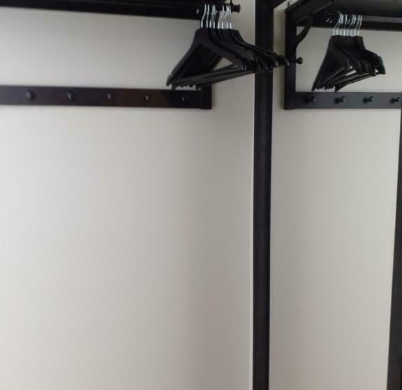 スタンダードシングルルーム, L Greven