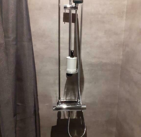 スタンダードルーム, L Greven