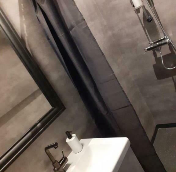 スタンダードシングルルーム, L Greven