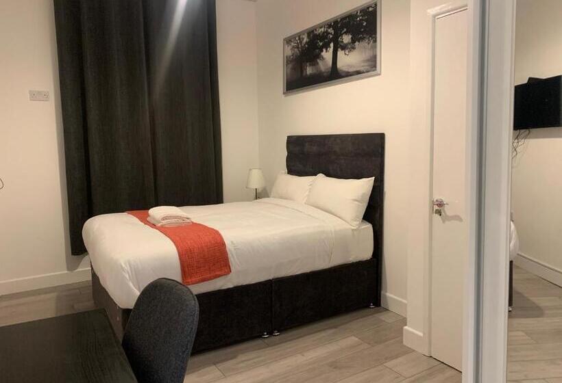 اتاق استاندارد با سرویس بهداشتی مشترک, Frances St House