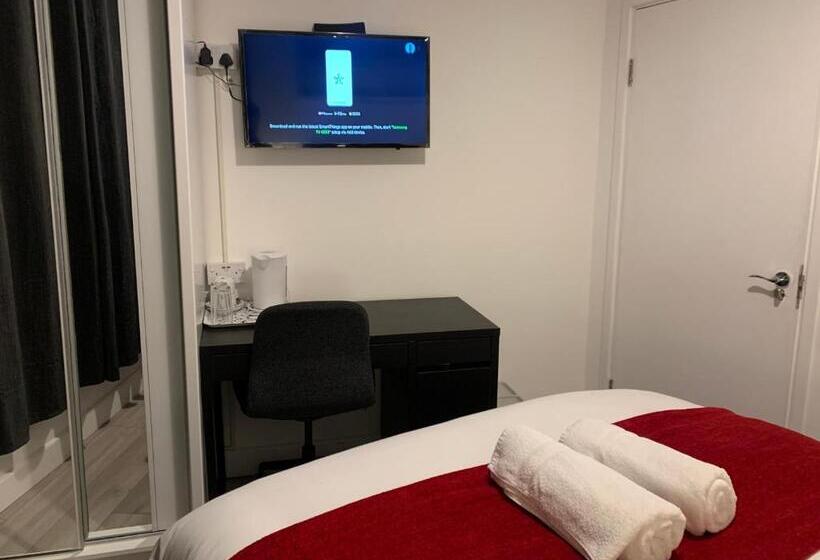 اتاق استاندارد یک تخته با سرویس بهداشتی مشترک, Frances St House