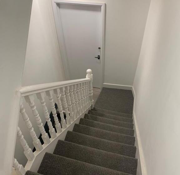 اتاق استاندارد یک نفره, Frances St House