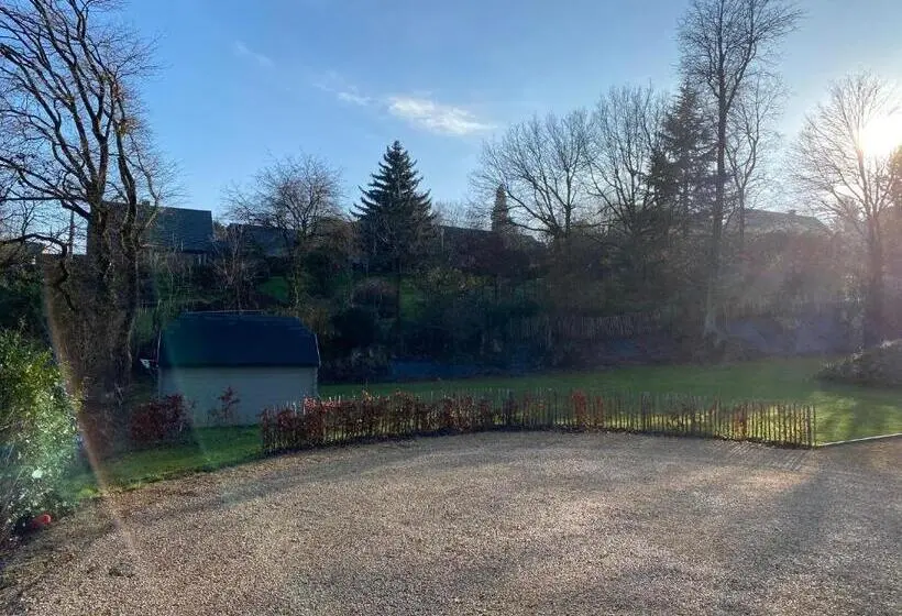 اتاق خانوادگی با چشمانداز باغ, Le Retour Aux Sources Chambre D Hôte Chaleureuse Et Conviviale