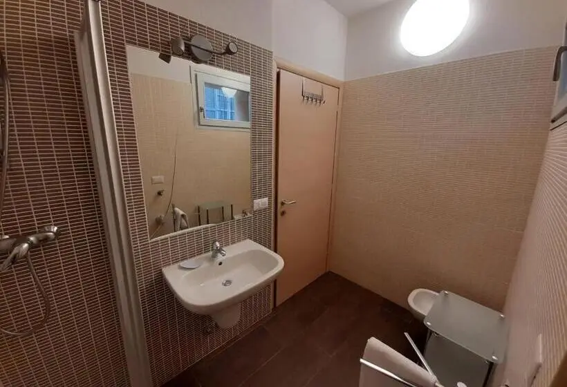 １階の１ベッドルームアパートメント, Residence Oleandro