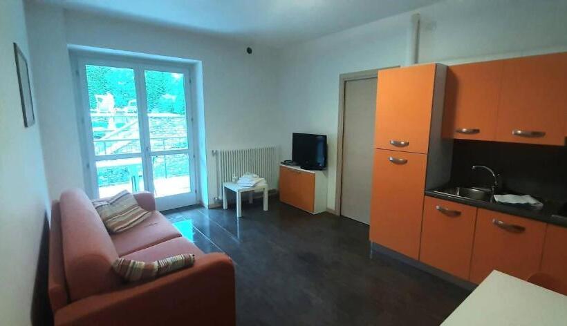 プールの見える１ベッドルームアパートメント, Residence Oleandro