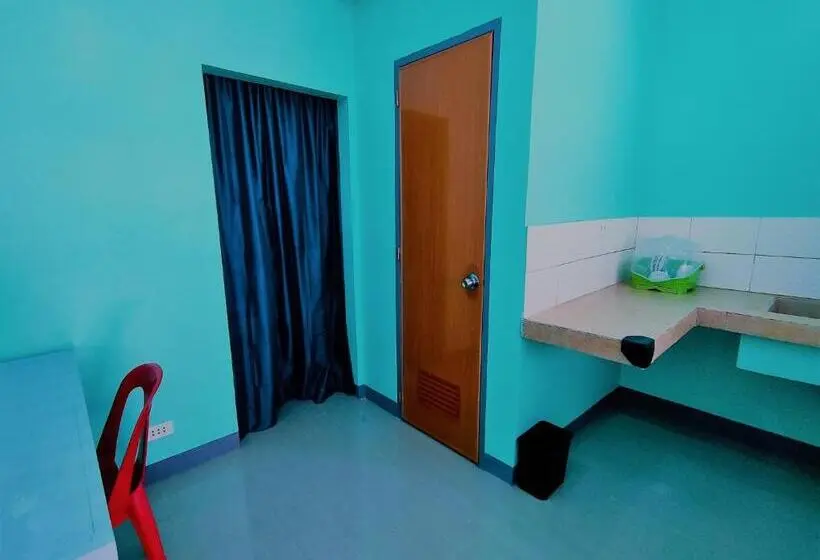 Standard Room, Innskeep