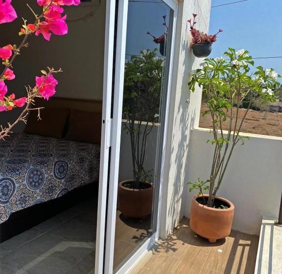 آپارتمان 1 خوابه با بالکن, La Aurora Puerto Escondido