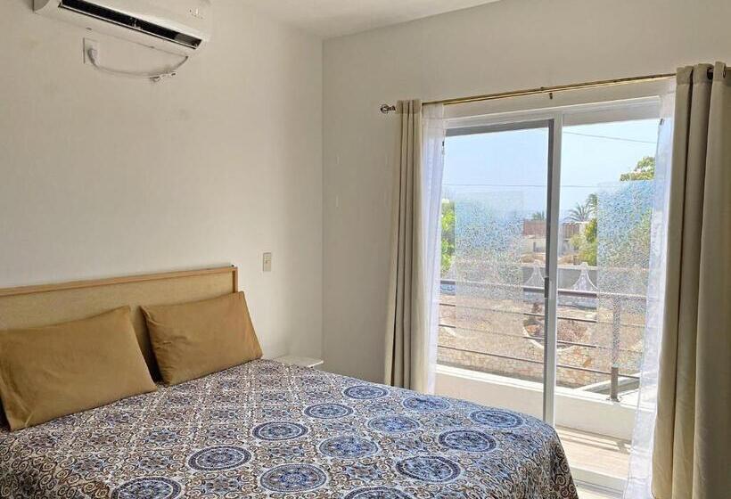 آپارتمان 1 خوابه با بالکن, La Aurora Puerto Escondido