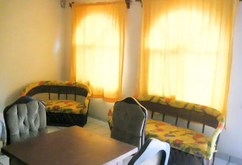 エコノミールーム, Posadas Ocampo Rotamundos