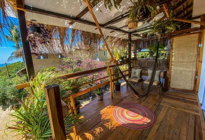 オーシャンビュースタンダードルームバルコニー付き, Shaka House