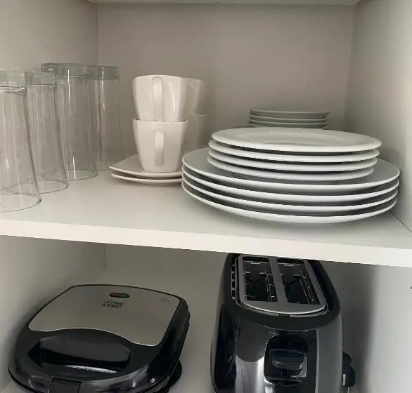 1階の1ベッドルームアパートメント, Red Family Apartments