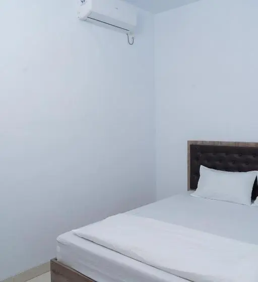デラックスルーム, Padma Tangerang