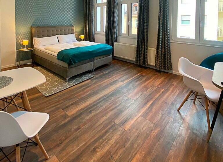 Апартаменты Deluxe 2 Спальни, Nurban Apartments Oldtown