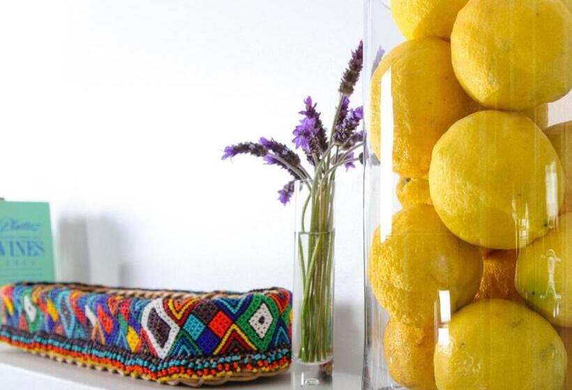 침실 1개 주택, Abbotts Hill