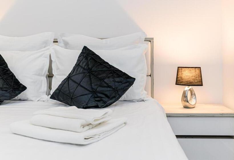 デラックスファミリールーム, Bada Bing Residence