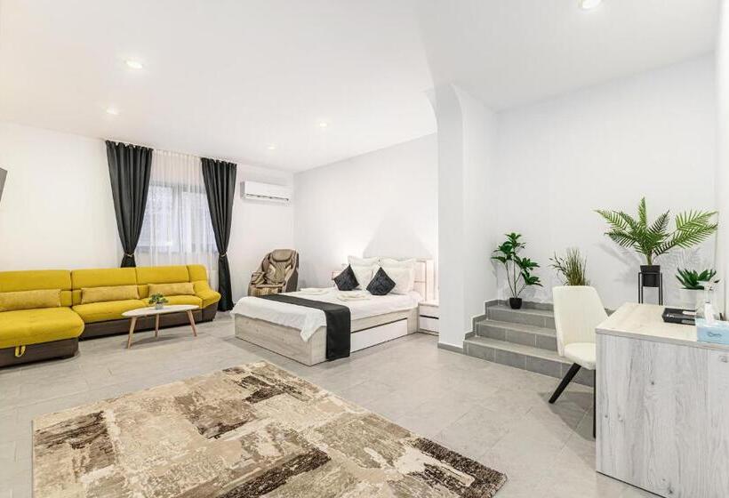 デラックスファミリールーム, Bada Bing Residence