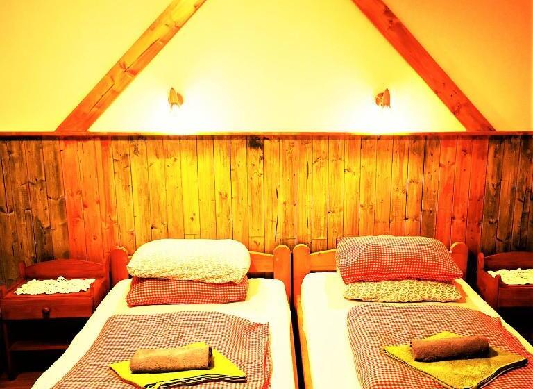 חדר סטנדרט לארבעה, Penzión Pod Orechom