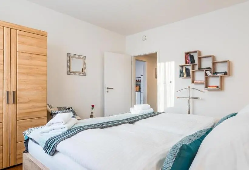 バルコニー付２ベッドルームアパートメント, Apartmány Resort Vrchlabí