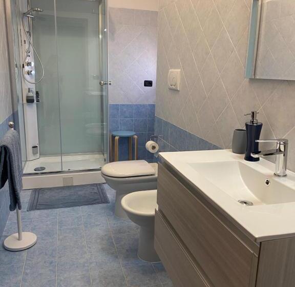 اتاق استاندارد, B&b Come A Casa