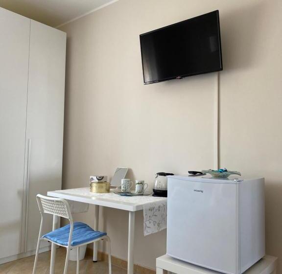 اتاق استاندارد, B&b Come A Casa