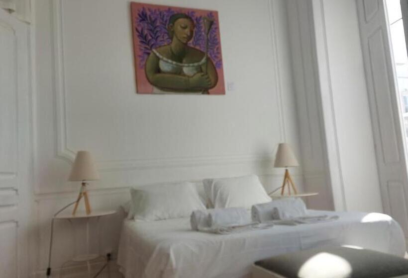 Quarto Estandar, Casarão Al