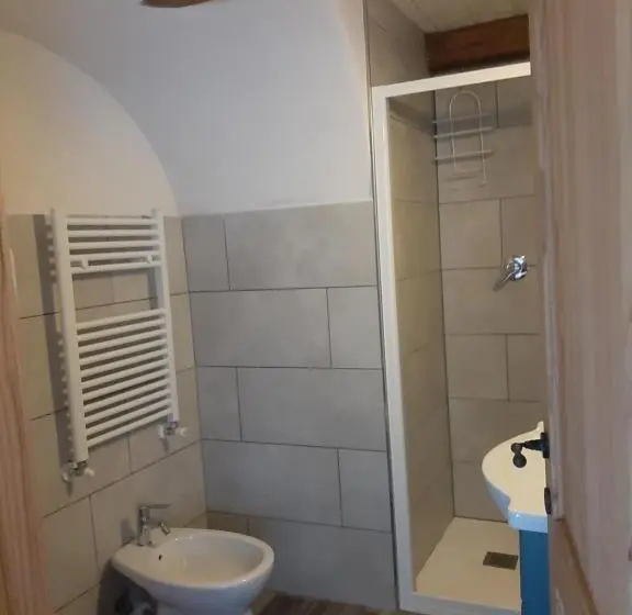 庭の見える1ベッドルームアパートメント, Guesthouse Contrada Bolla