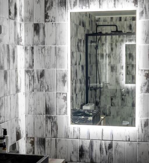 חדר דלוקס, Foxfires Mini Boutique