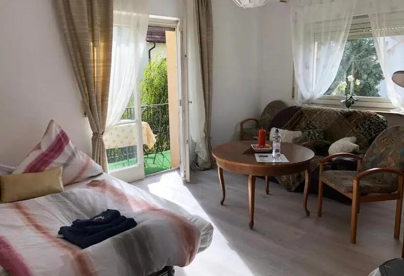バルコニー付きスタンダードルーム, Haus Mit Herz Und Garten