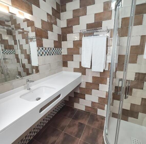 اتاق استاندارد, Hostal óleo Auto Check In